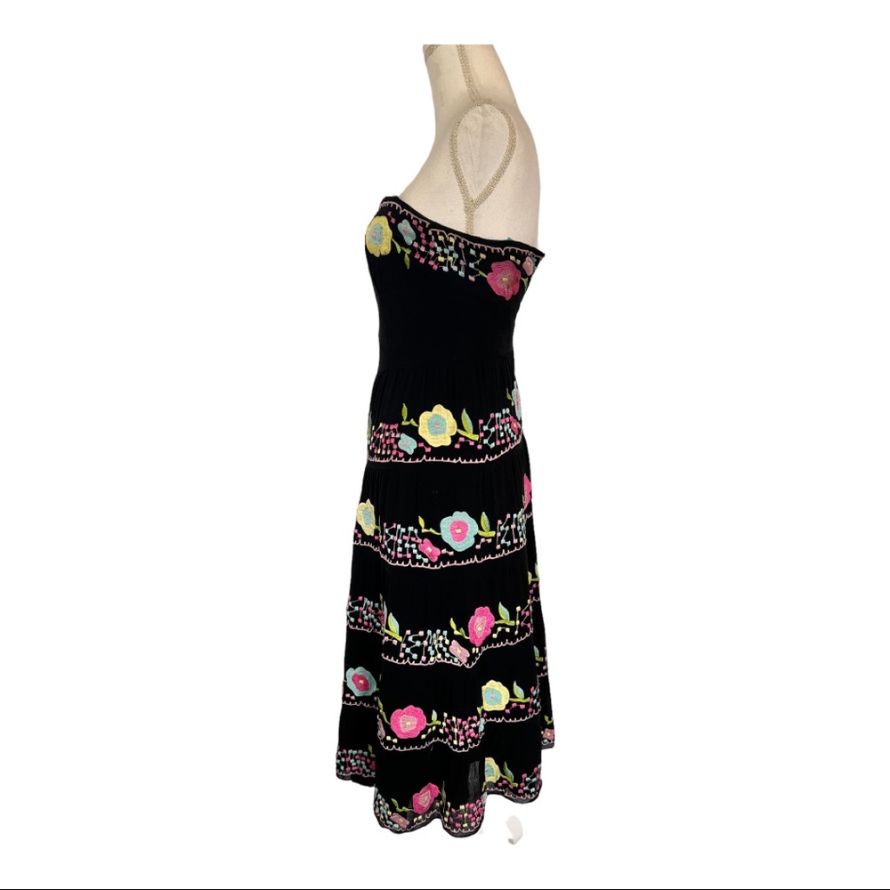 Nanette lepore Women's Black Strapless Dress Embroidered Size 4 - Picture 4 of 10